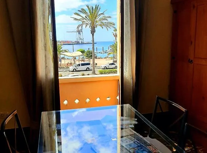 아파트 La Cueva Del Bounty *